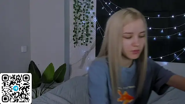 Anellyball online show from April 2, 9:29 am