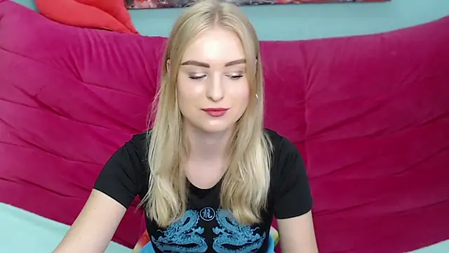 Snapshot of SofySofty chatting on September 17, 4:36 am SofySofty online show from September 17, 4:36 am