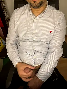 Snapshot of BimannSuedlaender chatting on November 4, 11:09 am BimannSuedlaender online show from November 4, 11:09 am