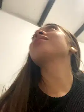 Sara-cooper2 online show from December 22, 12:40 am