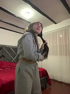 Sara-cooper2 online show from April 3, 2:04 pm