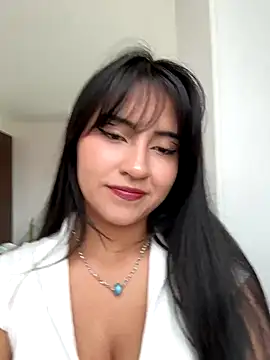 Snapshot of _Layla69_ chatting on October 1, 7:09 pm Layla69 online show from October 1, 7:09 pm