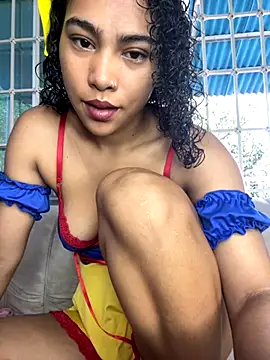 Snapshot of SophieD chatting on September 13, 12:27 pm SophieD online show from September 13, 12:27 pm