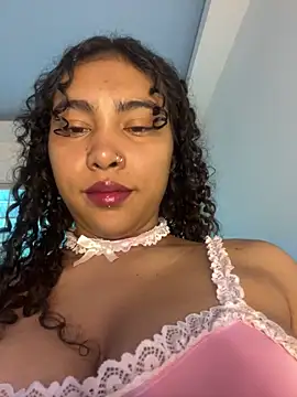 SophieD online show from May 26, 12:34 pm