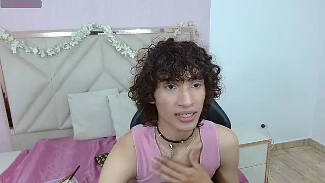 Snapshot of Chipi_tay chatting on October 20, 7:03 pm Chipi tay online show from October 20, 7:03 pm