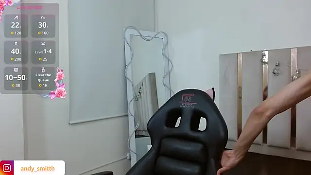 Snapshot of Chipi_tay chatting on October 22, 12:16 pm Chipi tay online show from October 22, 12:16 pm