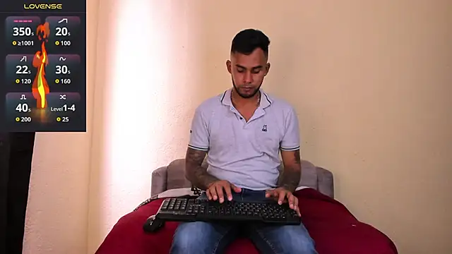 kaifas dirty online show from October 25, 6:57 pm