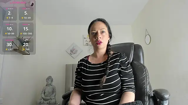 Snapshot of Katia_gh chatting on October 23, 11:20 am Katia gh online show from October 23, 11:20 am