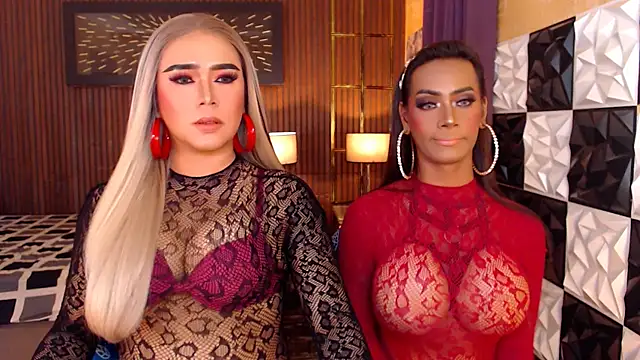 SeductiveAshleyTS online show from March 25, 7:03 am