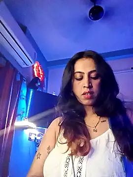 Snapshot of Love_Beauty01 chatting on March 2, 6:59 pm Love Beauty01 online show from March 2, 6:59 pm