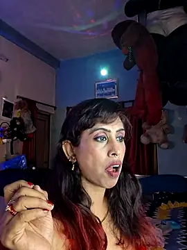 Snapshot of Love_Beauty01 chatting on June 17, 6:42 pm Love Beauty01 online show from June 17, 6:42 pm