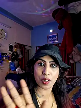 Snapshot of Love_Beauty01 chatting on June 26, 6:56 pm Love Beauty01 online show from June 26, 6:56 pm