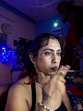Snapshot of Love_Beauty01 chatting on July 2, 6:58 pm Love Beauty01 online show from July 2, 6:58 pm