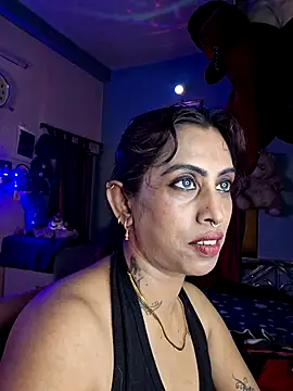 Snapshot of Love_Beauty01 chatting on July 5, 7:10 pm Love Beauty01 online show from July 5, 7:10 pm