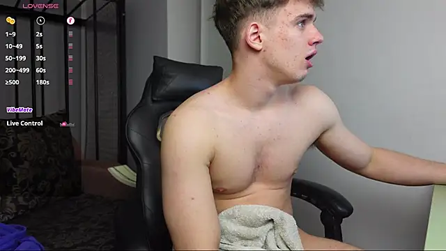 Ricky Becko online show from October 28, 4:31 pm