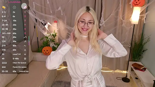 Snapshot of Marry_sharp chatting on November 1, 9:28 pm Marry sharp online show from November 1, 9:28 pm