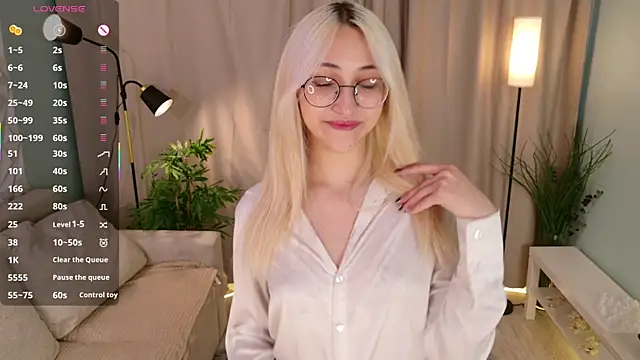 Snapshot of Marry_sharp chatting on November 6, 9:05 pm Marry sharp online show from November 6, 9:05 pm