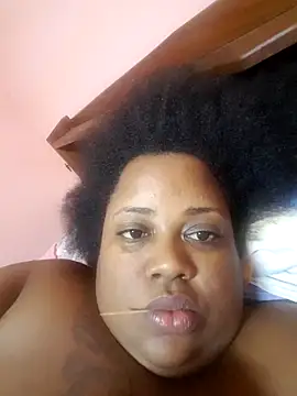 Snapshot of Karamelsaus chatting on October 1, 9:54 pm Karamelsaus online show from October 1, 9:54 pm