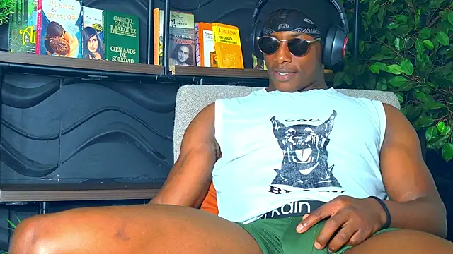 Snapshot of dalton_asher chatting on November 21, 5:55 pm dalton asher online show from November 21, 5:55 pm