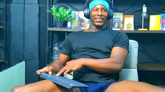 Snapshot of dalton_asher chatting on November 30, 12:31 pm dalton asher online show from November 30, 12:31 pm