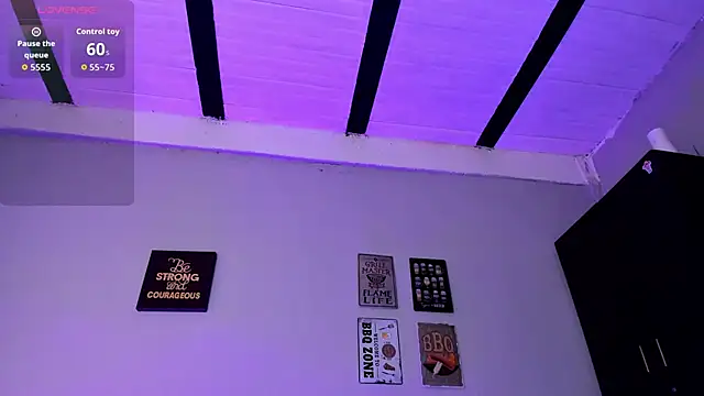 elizabethboltXXX online show from March 21, 7:39 pm