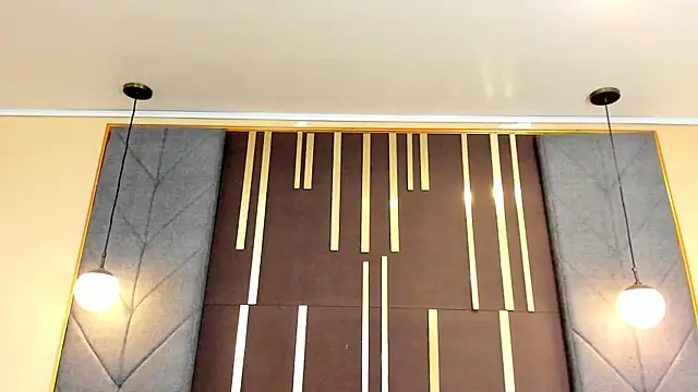 OliviGrace online show from April 11, 9:08 pm