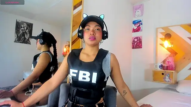 Snapshot of SoleneFontaine chatting on October 29, 12:40 pm SoleneFontaine online show from October 29, 12:40 pm