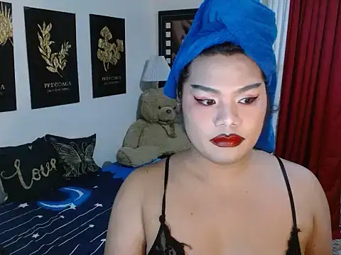 TSbrianaHugeCock online show from November 14, 7:56 pm