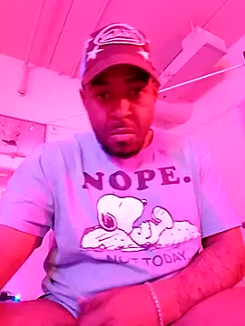 Nuttygmarley online show from November 28, 1:47 pm