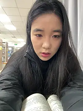 luluya1314 online show from March 10, 11:26 am