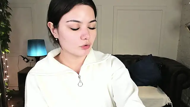 Dark Moni online show from March 7, 2:41 am