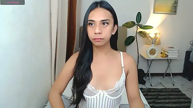 Snapshot of scarlet_smith7 chatting on July 3, 12:50 am scarlet smith7 online show from July 3, 12:50 am