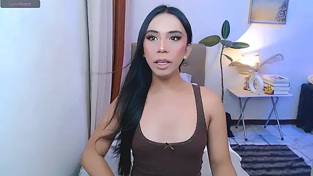 Snapshot of scarlet_smith7 chatting on July 12, 1:29 am scarlet smith7 online show from July 12, 1:29 am