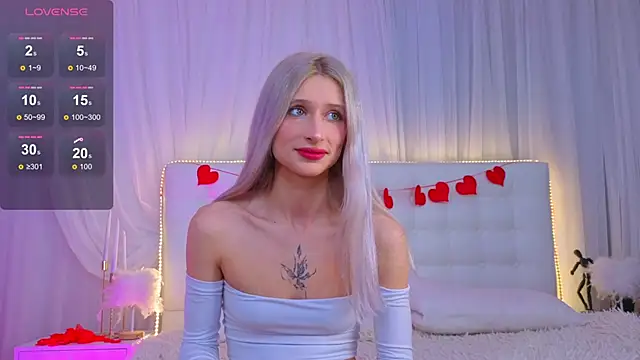 Monica Leen online show from February 15, 7:51 am