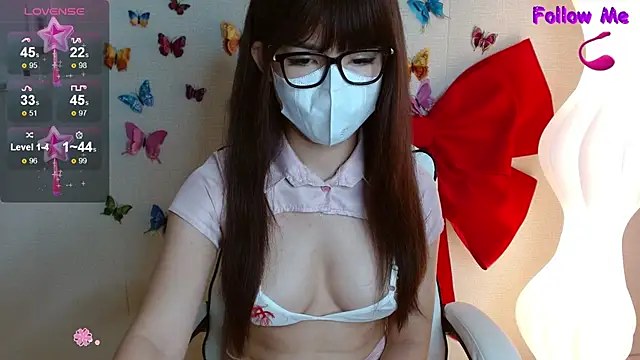 Snapshot of Boobyy-Bae chatting on October 4, 2:53 am Boobyy-Bae online show from October 4, 2:53 am