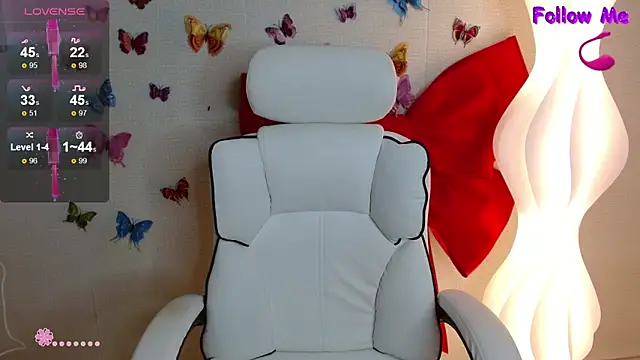 Snapshot of Boobyy-Bae chatting on October 10, 1:26 am Boobyy-Bae online show from October 10, 1:26 am