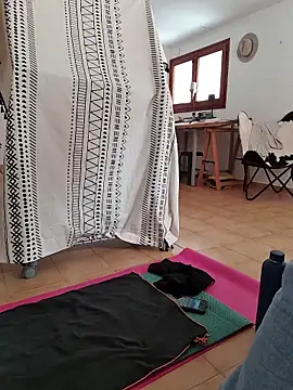 SweetSun69 online show from April 11, 1:26 pm