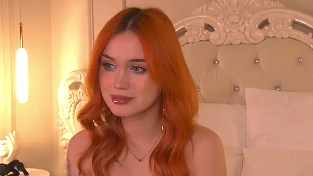 RemyFoxys online show from October 15, 8:03 am