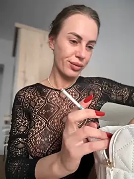 Snapshot of _JessyRey_ chatting on November 18, 8:52 am JessyRey online show from November 18, 8:52 am