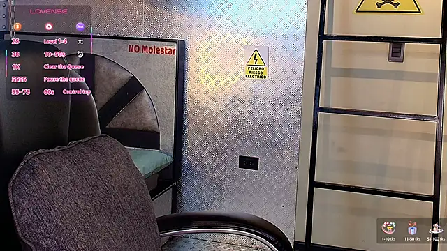 Snapshot of MarcusRain_ chatting on October 9, 3:37 am MarcusRain online show from October 9, 3:37 am