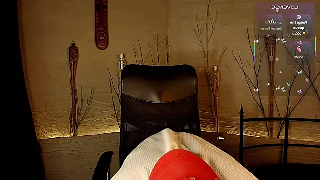 Snapshot of MarcusRain_ chatting on November 2, 8:11 pm MarcusRain online show from November 2, 8:11 pm