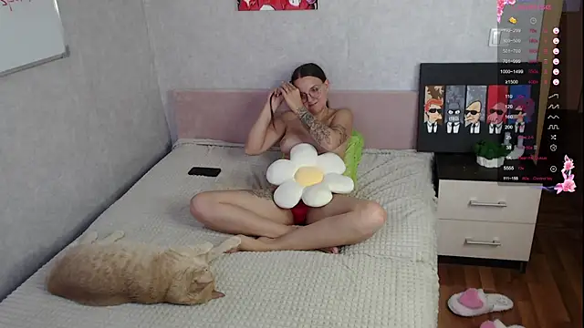 Violetwin online show from October 20, 10:49 am