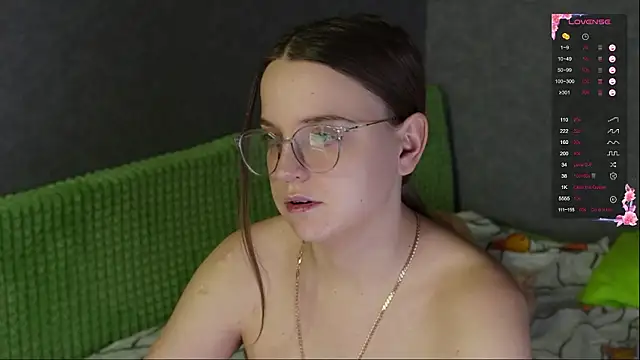 Violetwin online show from March 6, 6:26 pm