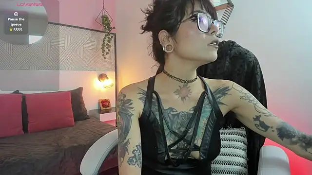 Esmeralda CO online show from October 10, 12:04 pm