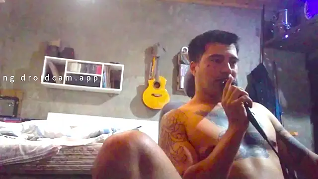 Snapshot of parca13 chatting on November 14, 4:22 am parca13 online show from November 14, 4:22 am