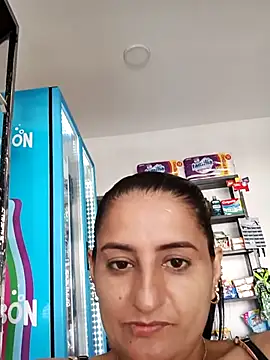 Snapshot of Titiss8921 chatting on November 4, 1:32 pm Titiss8921 online show from November 4, 1:32 pm