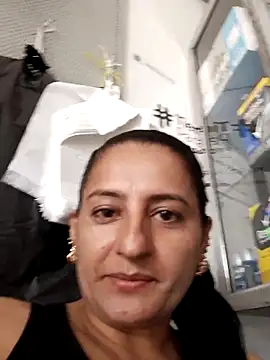 Snapshot of Titiss8921 chatting on November 8, 1:44 pm Titiss8921 online show from November 8, 1:44 pm