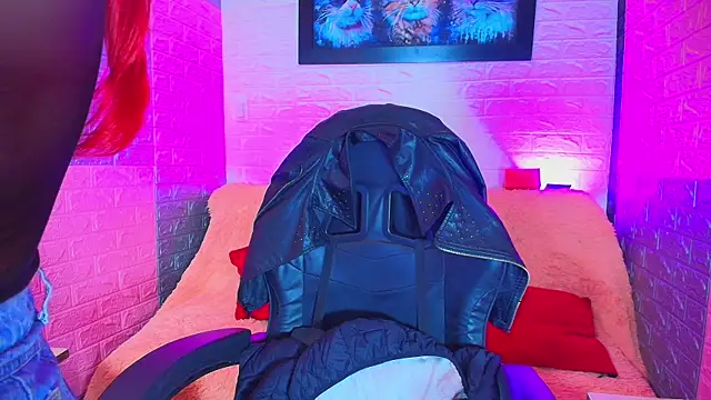 Snapshot of kiim_katta01 chatting on December 14, 2:28 am kiim katta01 online show from December 14, 2:28 am