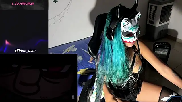 bluesubmissive online show from July 15, 3:45 am