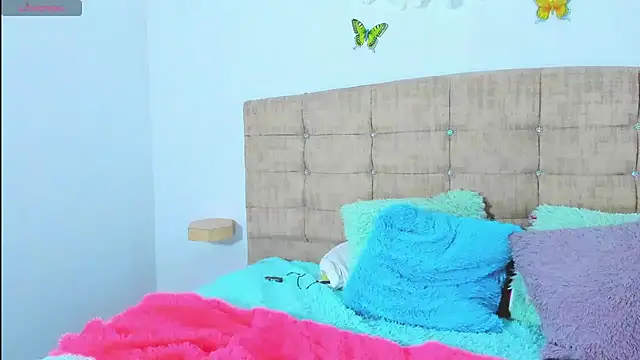 Snapshot of Lushy_sweet chatting on February 3, 2:53 am Lushy sweet online show from February 3, 2:53 am